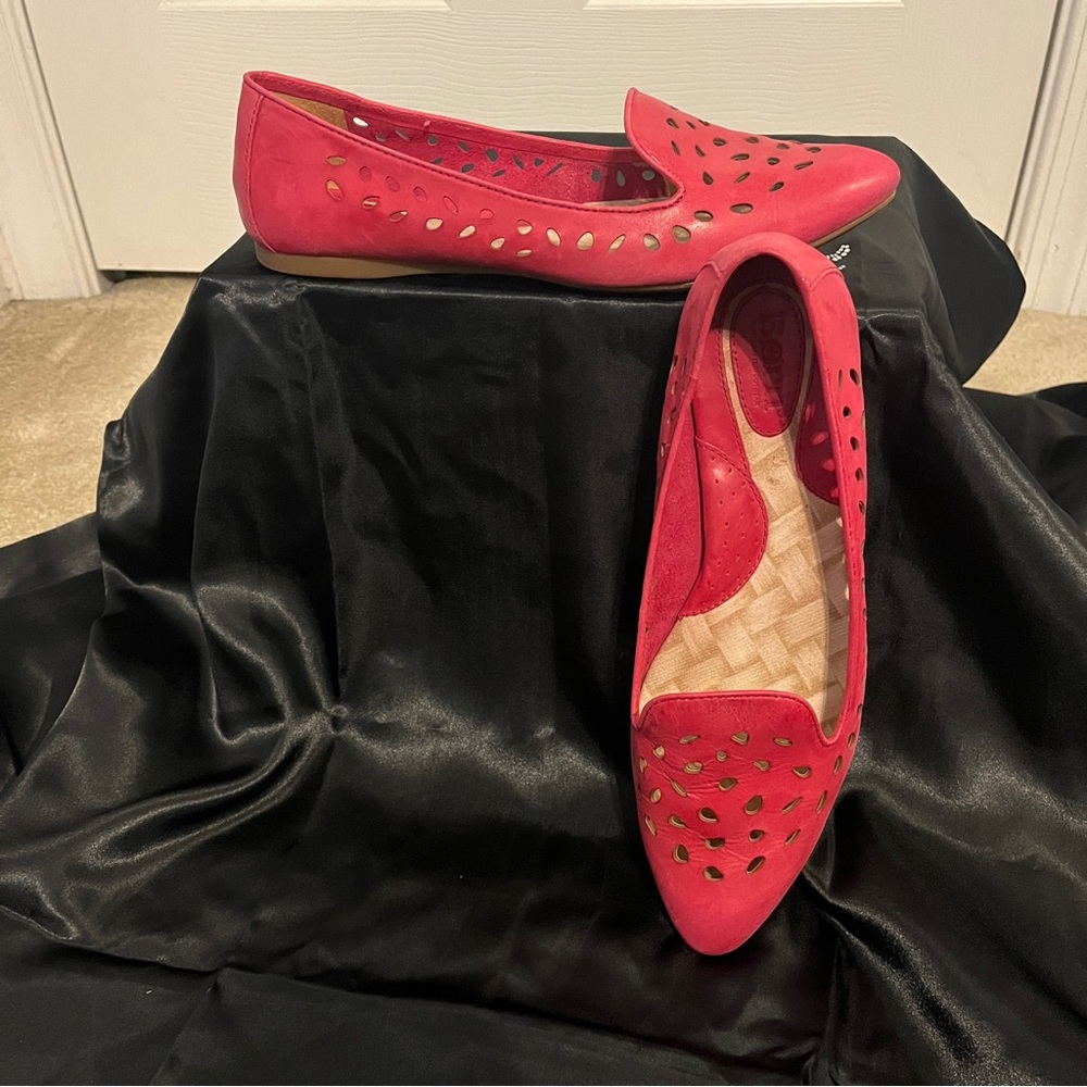 Born 8.5 leather flats